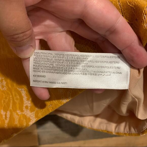 Keepsake The Label Every Way Golden Yellow Strapless Lace Mini Dress Size XS - Picture 14 of 16